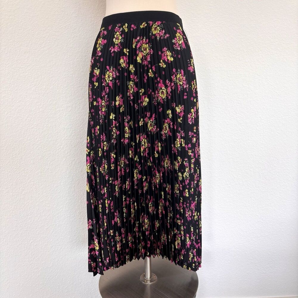 Scoop Pleated Women’s Midi Skirt S Floral Pink Romantic Dainty Feminine Swing